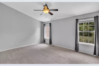 284 Broadstone Dr, Adams Township, PA 16046 - Photo 23