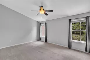 284 Broadstone Dr, Adams Township, PA 16046 - Photo 23