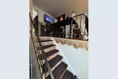421 Tivoli Rd, Pittsburgh, PA 15239 - Photo 15
