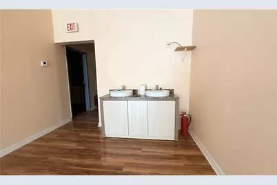 869 E State Street, Sharon, PA 16146 - Photo 5