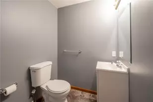 1053 New London Dr, Greensburg, PA 15601 - Photo 23