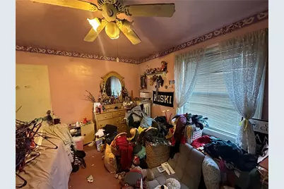 311 Margaret St, Jeannette, PA 15644 - Photo 11