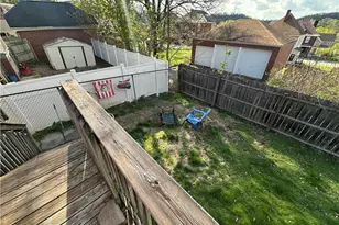 311 Margaret St, Jeannette, PA 15644 - Photo 23