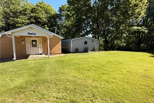 2072 Boyd School Rd, Wampum, PA 16157 - Photo 17