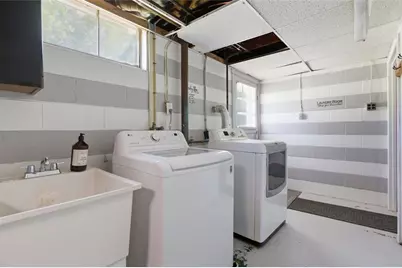 1705 18th St, Beaver Falls, PA 15010 - Photo 25