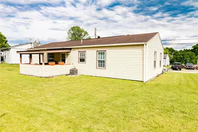 652 Westchester Dr, North Huntingdon, PA 15642 - Photo 3