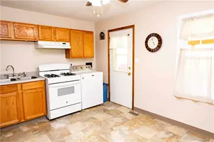 652 Westchester Dr, North Huntingdon, PA 15642 - Photo 9