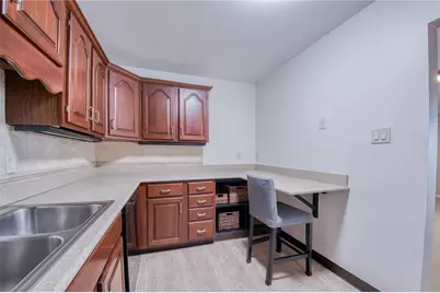 2525 Greensburg Pike #203, Pittsburgh, PA 15221 - Photo 35