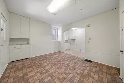 5624 Woodmont St, Pittsburgh, PA 15217 - Photo 29