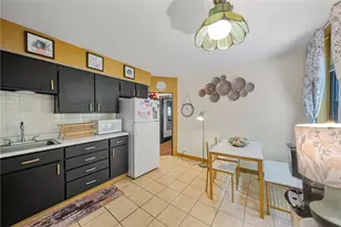 5624 Woodmont St, Pittsburgh, PA 15217 - Photo 19