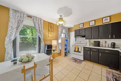 5624 Woodmont St, Pittsburgh, PA 15217 - Photo 17