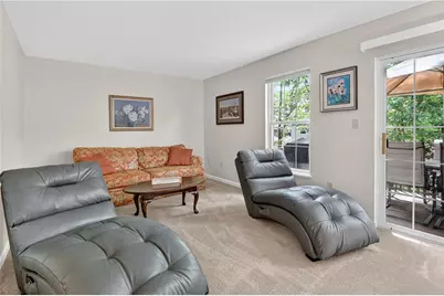 3092 Meadow Brook Ct, Hampton, PA 15044 - Photo 7