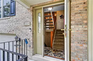 3092 Meadowbrook Ct, Hampton, PA 15044 - Photo 3