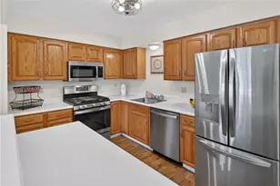 3092 Meadowbrook Ct, Hampton, PA 15044 - Photo 11