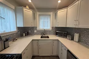 101 Lacrosse St, Pittsburgh, PA 15218 - Photo 9