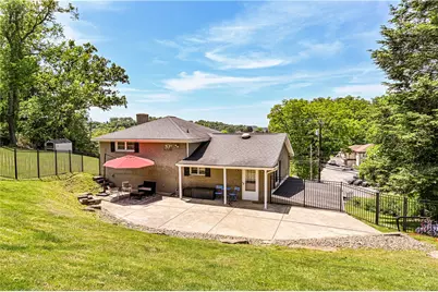 765 Robbins Station Rd, North Huntingdon, PA 15642 - Photo 9