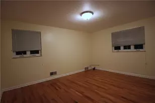 2570 Mt Royal Rd, Pittsburgh, PA 15217 - Photo 25