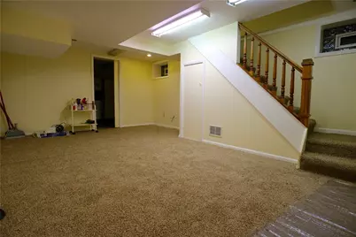 2570 Mount Royal Rd, Pittsburgh, PA 15217 - Photo 17
