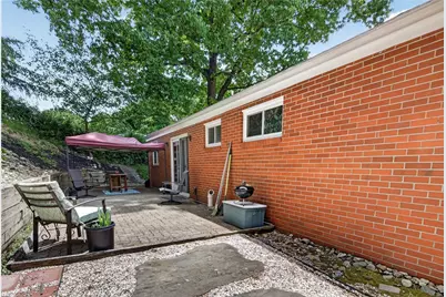 215 Willett Rd, Pittsburgh, PA 15116 - Photo 33