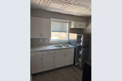 303 S Pennsylvania Ave #2, Greensburg, PA 15601 - Photo 5