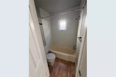 303 S Pennsylvania Ave #2, Greensburg, PA 15601 - Photo 3