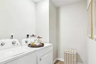 118 Victoria Dr, Findlay Township, PA 15108 - Photo 17