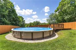 5040 Bahama Dr, Pittsburgh, PA 15239 - Photo 5