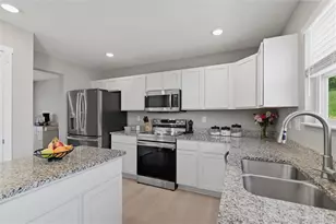 714 Dahlia Dr, Belle Vernon, PA 15012 - Photo 5