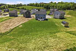 714 Dahlia Dr, Belle Vernon, PA 15012 - Photo 35