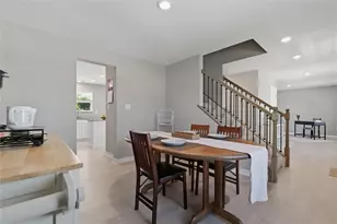 714 Dahlia Dr, Belle Vernon, PA 15012 - Photo 9