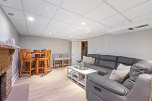4 E Club Dr, Pittsburgh, PA 15236 - Photo 21