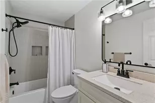 105 Spruce Ct, Ross Twp, PA 15229 - Photo 17