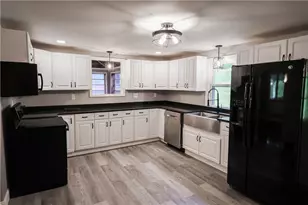 989 Blackhawk Rd, Beaver Falls, PA 15010 - Photo 11