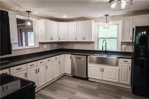 989 Blackhawk Rd, Beaver Falls, PA 15010 - Photo 9