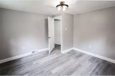 989 Blackhawk Rd, Beaver Falls, PA 15010 - Photo 19
