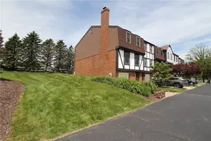 211 Greenwood Dr, Canonsburg, PA 15317 - Photo 3