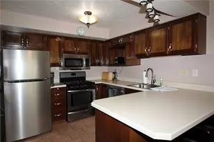 211 Greenwood Dr, Canonsburg, PA 15317 - Photo 13