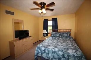 211 Greenwood Dr, Canonsburg, PA 15317 - Photo 25