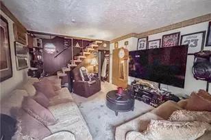 331 Washington St, McKees Rocks, PA 15136 - Photo 3