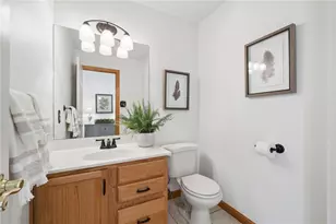 415 Primrose Dr, Unity Township, PA 15601 - Photo 9