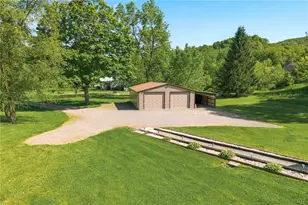 2150 Listonburg Rd, Addison Township, PA 15424 - Photo 13
