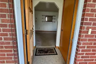 277 Buffalo Rd S, Buffalo Township, PA 15301 - Photo 5
