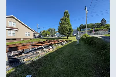 393 N Gallatin Ave, North Union Township, PA 15401 - Photo 7