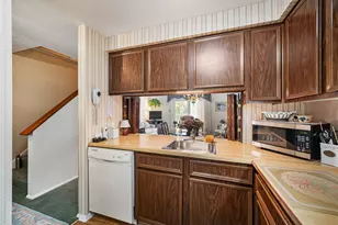 36 Shadow Dr, Pittsburgh, PA 15227 - Photo 17