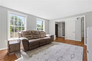 316 Haldeman Dr, Cranberry Township, PA 16066 - Photo 5