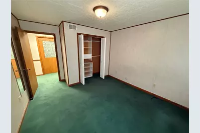 5895 Heckert Rd #2nd Flr, Richland, PA 15007 - Photo 13