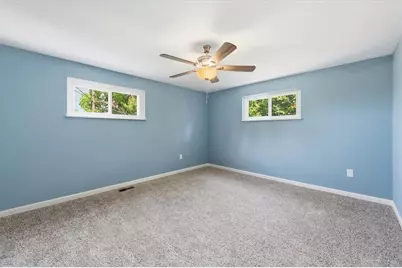 162 Foxwood Rd, Moon/Crescent Twp, PA 15108 - Photo 15