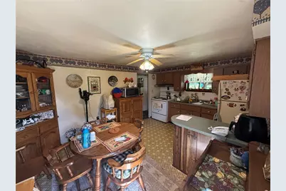 527 Center New Texas Rd, Pittsburgh, PA 15239 - Photo 13