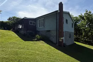 527 Center New Texas Rd, Pittsburgh, PA 15239 - Photo 7