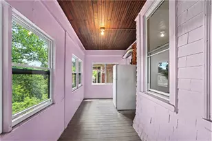 1045 Flemington St, Pittsburgh, PA 15217 - Photo 9